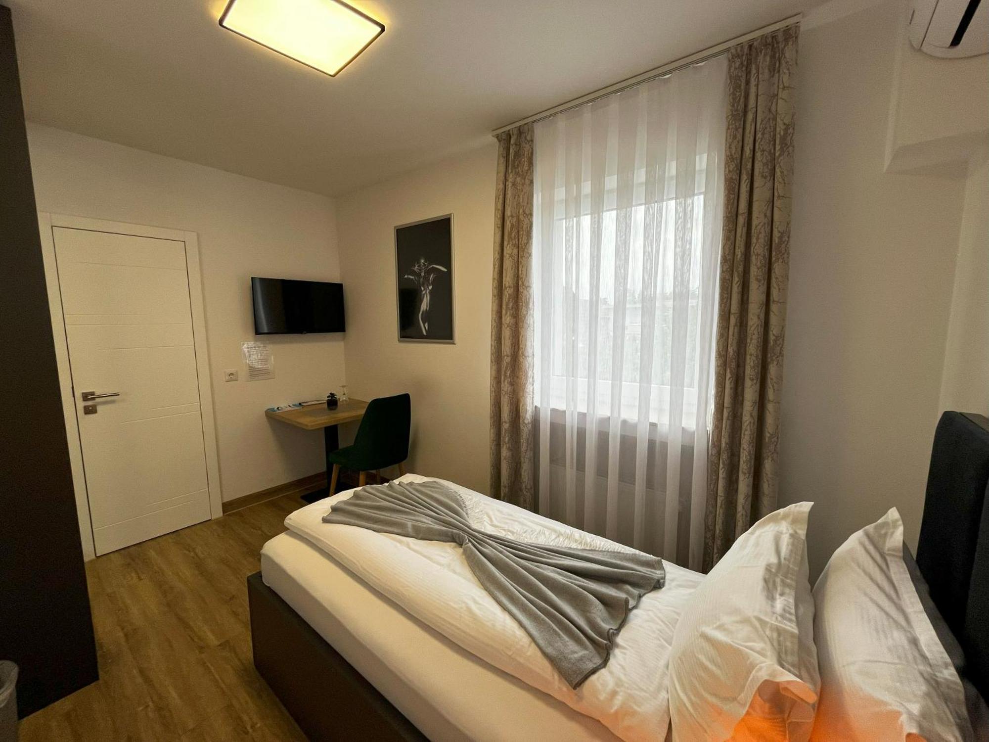 Haven Hotels - Hotel Dona Bergisch Gladbach Exterior foto